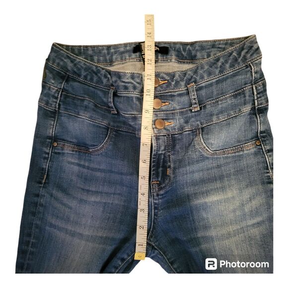 Refuge Ultra High Rise Skinny Jeans Light Wash 3 Button Button Size 8 - Picture 6 of 10